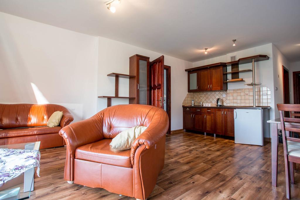 Sykowny Dworek Apartamenty Koscielisko Exterior photo